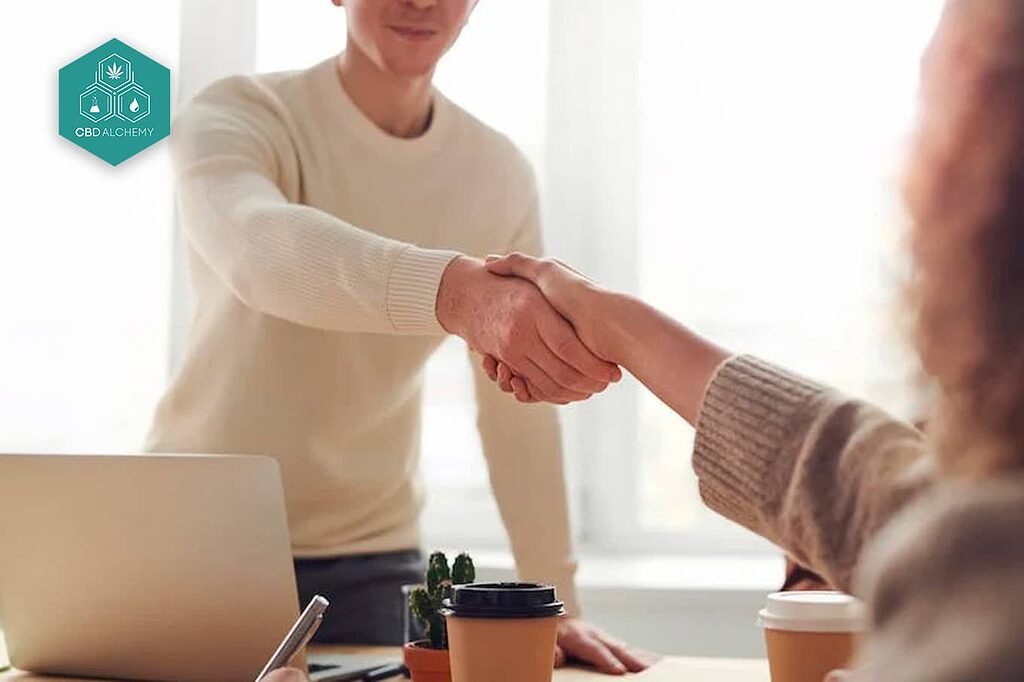 Join the CBD Alchemy community: Share your experience and discover more about CBD.