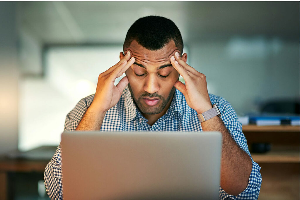 Schmerzen, Stress und Ängste können zu einer schlechten Schlafqualität beitragen.